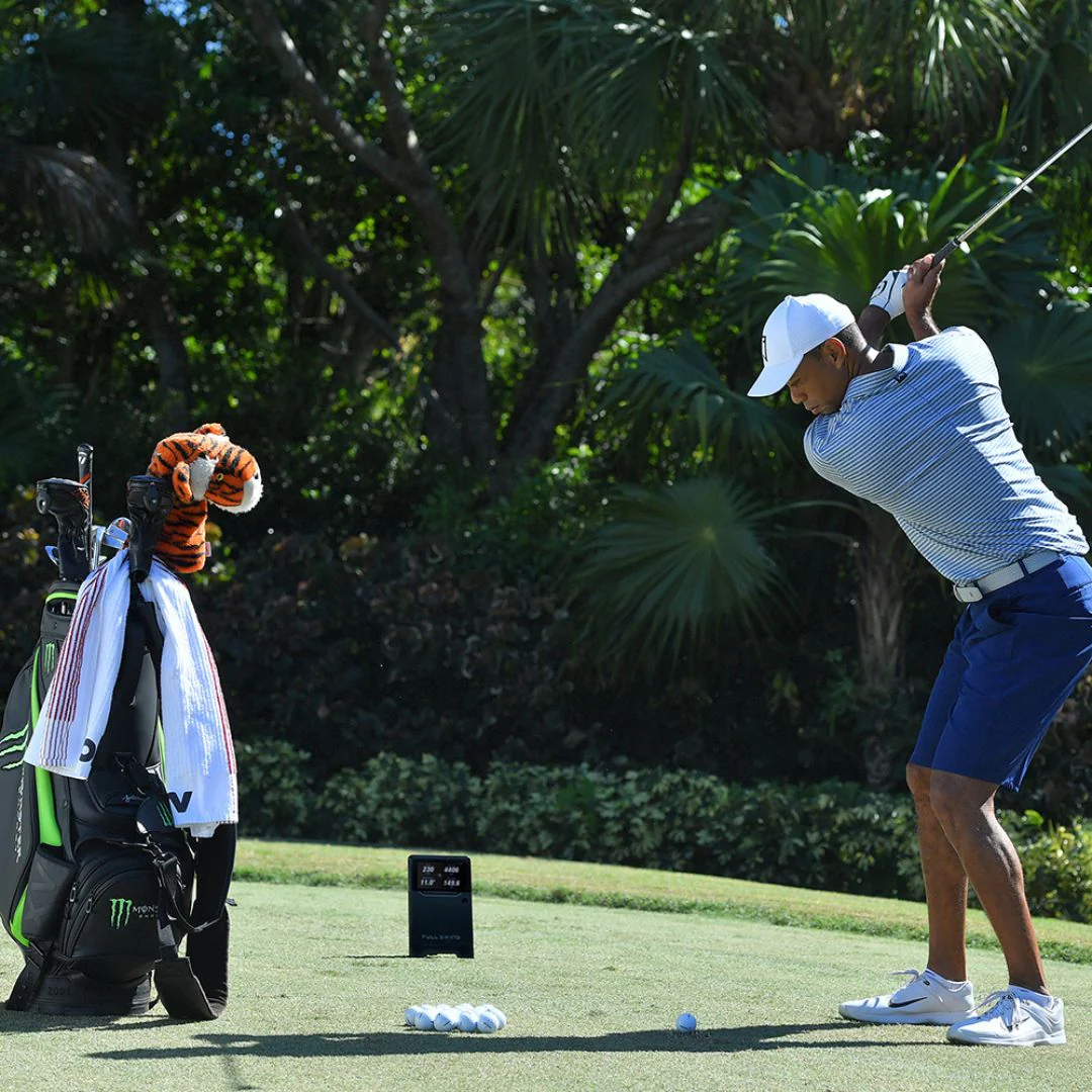 Full Swing KIT SIG8 Golf Simulator Package - Image 3