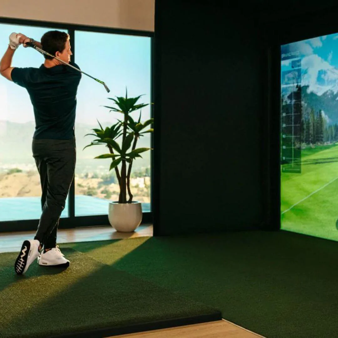 Uneekor EYE XO SIG10 Golf Simulator Package - Image 7